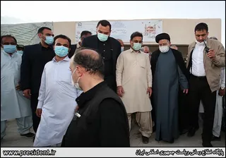 تصاویر بازدید رئیس جمهور از پروژه ساخت هزار واحد مسکونی برای حاشیه نشینان چابهار