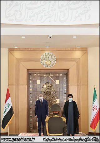تصاویر استقبال رسمی آیت الله رئیسی از نخست وزیر عراق