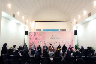تصاویر دیدار با جمعی از دختران شرکت کننده در برنامه «بینهایت شو»