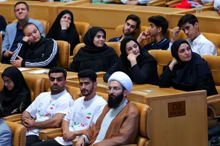 آیین تجلیل از قهرمانان و مدال آوران