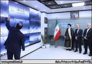 تصاویر نشست با مدیران صنعت آب و برق خوزستان