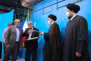 تصاویر اجتماع مردمی هسته های جهاد , پیشرفت در حسینیه جماران