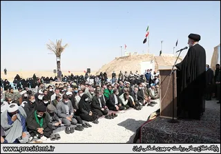 تصاویرحضور در یادمان شهدای قلاویزان واقع در نقطه صفر مرزی شهرستان مهران