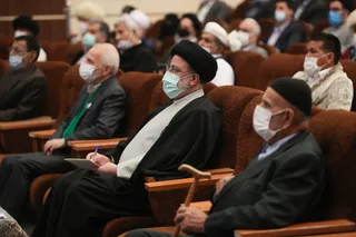 تصاویر دیدار رئیس جمهور با نخبگان ، علماء ، خانواده شهدا ، ایثارگران و جمعی از اقشار مختلف مردم
