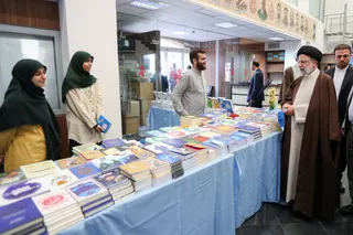 تصاویر دیدار با جمعی از دختران شرکت کننده در برنامه «بینهایت شو»
