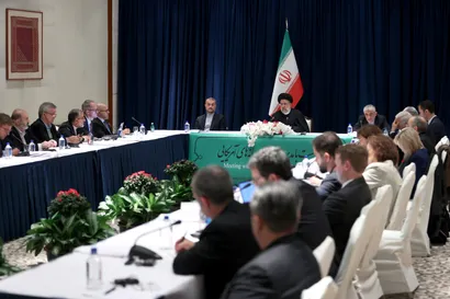 تصاویر نشست با مدیران ارشد رسانه های آمریکایی