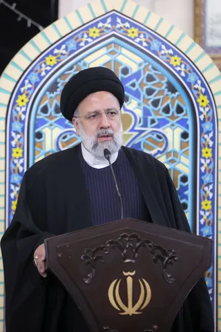 نشست با جمعی از علما و روحانیون