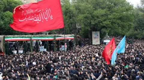 مراسم تشییع پیکر رئیس جمهور شهید و همراهان در تبریز