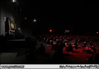 تصاویر سخنرانی رئیس جمهور در مراسم شب عاشورای اجتماع بزرگ «عشیره عاشورا»