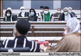تصاویر نشست صمیمی رییس جمهور با سران عشایر خوزستان