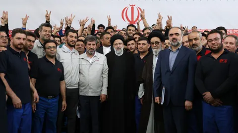 تصاویر بازدید از کارخانه تراکتور سازی تبریز