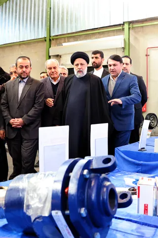 تصاویر بازدید از کارخانه کویر تایر بیرجند و حضور در جمع کارگران