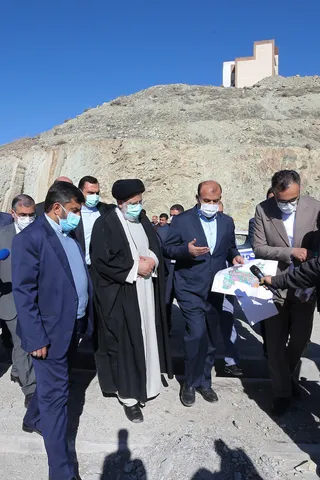 تصاویر بازدید رئیس جمهور از پروژه مسکن مهر پردیس