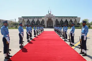 ورود رئیس جمهور به اسلام آباد