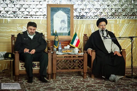 هرگز تصرف غیر قانونی در املاک و موقوفات را نمی پذیریم/ امنیت پایدار از ویژگی های مهم شهر اسلامی است