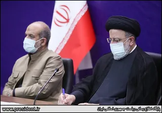 تصاویر نشست صمیمی رییس جمهور با سران عشایر خوزستان