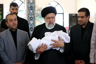 تصاویر سخنرانی در جمع عزاداران اربعین حسینی در بیرجند
