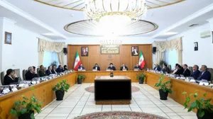 دکتر رئیسی: اعمال تروریستی صهیونیست‌ها با هدف انحراف افکارعمومی از جنایات آنها در غزه صورت می‌گیرد/ قدردانی از پرتاب موفق ماهواره ثریا به مدار 750 کیلومتری/ گزارش اعضای دولت از ارتقای چشمگیر نرخ بهره‌وری، تحویل خودروهای برقی و اجرای موفق پویش سلامت