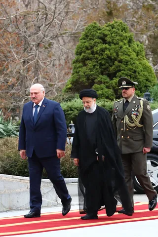 تصاویر مراسم استقبال رسمی آیت‌الله رئیسی از رئیس جمهور بلاروس