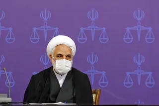 وزارت بهداشت گرفتار حاشیه‌سازی‌ها نشود و از همه ظرفیت‌های علمی و پژوهشی و امکانات برای تامین امنیت جانی مردم استفاده کند/ کانادا خودش ناقض حقوق بشر و پناهگاهی برای مفسدان و تبهکاران است که باید علیه آن قطعنامه بدهند