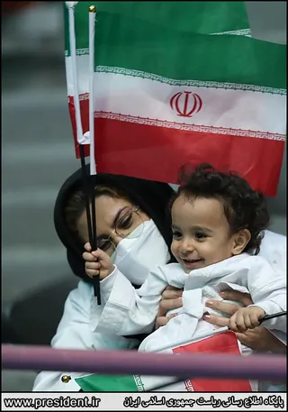 تصاویر آئین اهدای بازوبند پهلوانی سال ۱۴۰۰