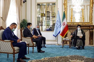 بی رحمی دشمن در تحریم کالاهای ضروری مردم ایران و سوریه، جنایت علیه بشریت است/ قبلا میز مذاکره تعیین‌کننده مناسبات منطقه بود و امروز ابتکار عمل در دست جریان مقاومت است