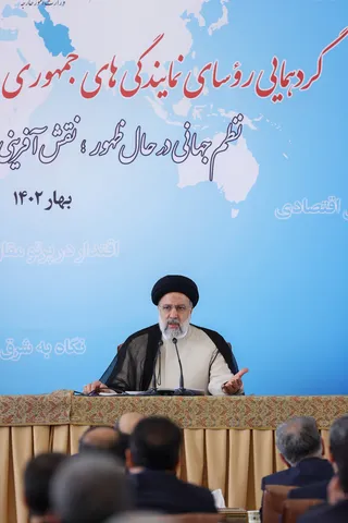 تصاویر گردهمایی روسای نمایندگی های جمهوری اسلامی ایران در خارج از کشور
