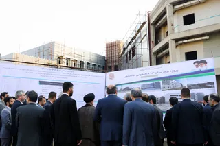 تصاویر ورود به شهرستان اسلام شهر و بازدید از بیمارستان در حال احداث