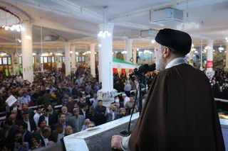 تصاویر حضور و سخنرانی در جمع نمازگزاران جمعه برازجان