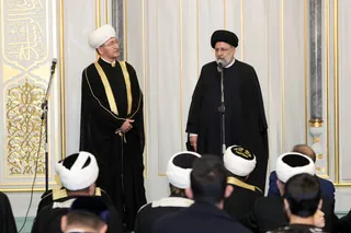 تصاویر حضور آیت‌الله رئیسی در جمع نمازگزاران مسجد جامع مسکو
