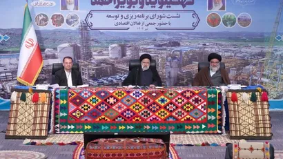 تصاویر نشست شورای برنامه ریزی و توسعه با حضور جمعی از فعالان اقتصادی