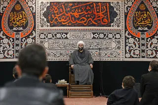 دومین شب مراسم عزاداری ایام فاطمیه با حضور آیت‌الله رئیسی برگزار‌ شد