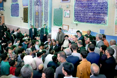 دیدار صمیمانه با اهالی نیروگاه قم