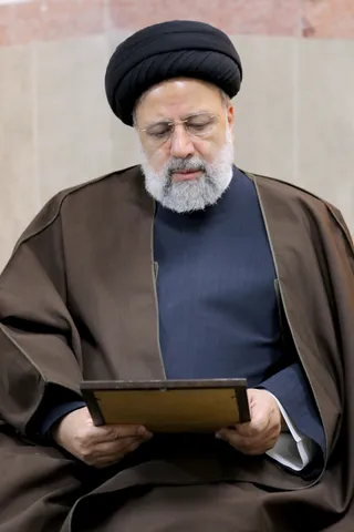 تصاویر دیدار با خانواده شهید مدافع امنیت امیر کمندی