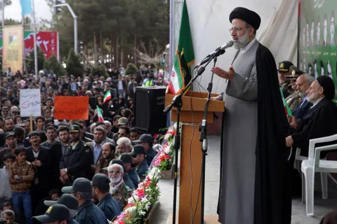 22 بهمن، جلوه تداوم راه امام و آرمان‌های نورانی انقلاب اسلامی است