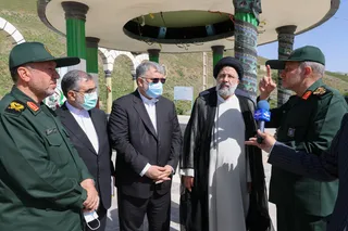 تصاویر بازدید از یادمان شهدای حاج عمران و پایانه مرزی تمرچین