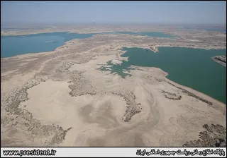 تصاویر بازدید هوایی از مناطق مرزی ایران و افغانستان و حضور و سخنرانی در روستای ملاعلی