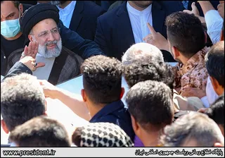 تصاویر حضور سرزده در جمع کارگران کارخانه هفت تپه