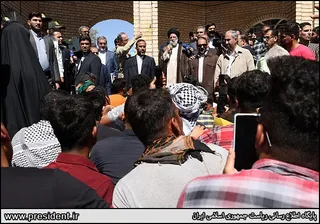 تصاویر حضور سرزده در جمع کارگران کارخانه هفت تپه