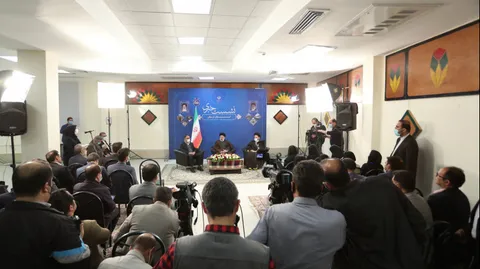 دولت مصمم است مسائل استان لرستان را به طور خاص رسیدگی و حل و فصل کند