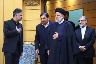 بدرقه رئیس جمهور برای سفر به الجزایر