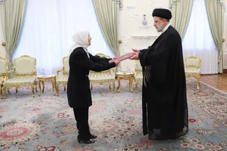 تصاویر تسلیم استوارنامه سفرای کشورهای آنگولا، کلمبیا، اکوادور، کامبوج و پرو