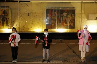 دست انتقام الهی گردن ظالم را می‌گیرد و حق مظلوم را از او خواهد ستاند