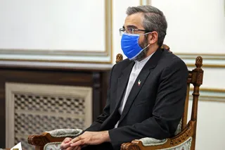 بی رحمی دشمن در تحریم کالاهای ضروری مردم ایران و سوریه، جنایت علیه بشریت است/ قبلا میز مذاکره تعیین‌کننده مناسبات منطقه بود و امروز ابتکار عمل در دست جریان مقاومت است