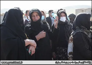 تصاویرحضور آیت‌الله رئیسی در جمع صمیمی مردم روستای فتحعلی پارس‌آباد