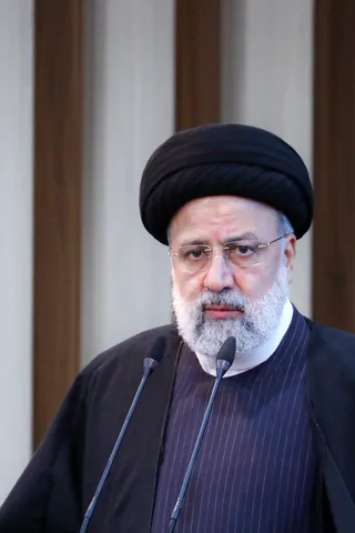 گزارش تصویری از افتتاح کارخانه فولاد زمزم 3