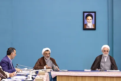 جلسه شورای‌عالی انقلاب فرهنگی