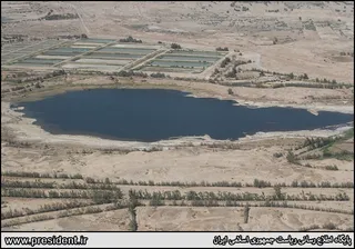 تصاویر بازدید هوایی از مناطق مرزی ایران و افغانستان و حضور و سخنرانی در روستای ملاعلی