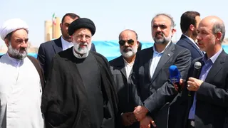 تصاویر  آغاز عملیات لوله‌گذاری انتقال آب دریای عمان به شرق کشور
