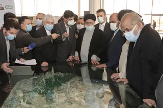 تصاویر بازدید از گمرک و راه آهن اینچه برون